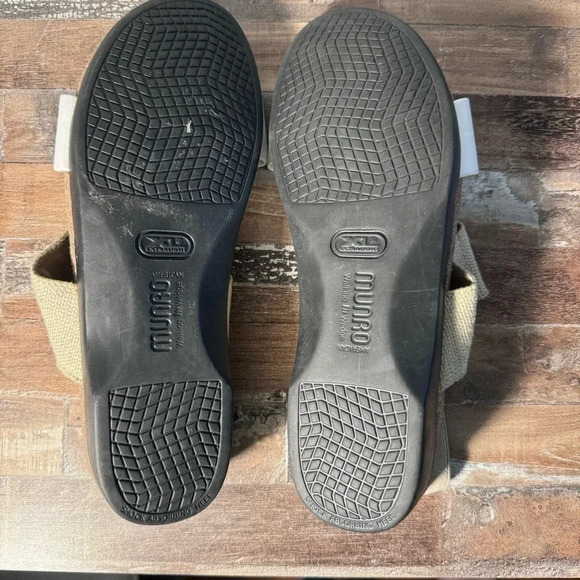 NWOT Munro White and Cream Sandals Women Size 9.5 - Picture 5 of 5